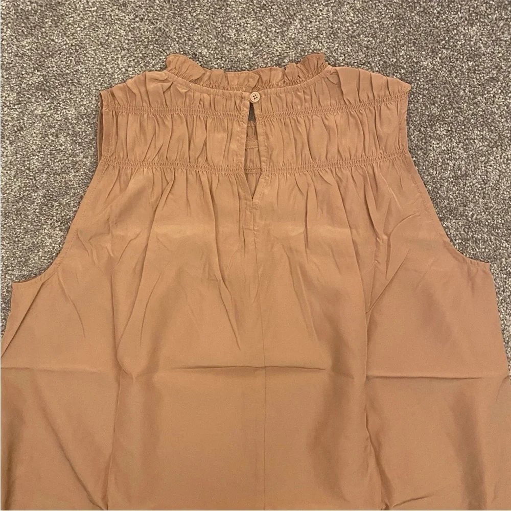 JOIE Limited Edition Womens Sleeveless Top Ruffled Neck Size M - Medium NWT $198 - Picture 7 of 16